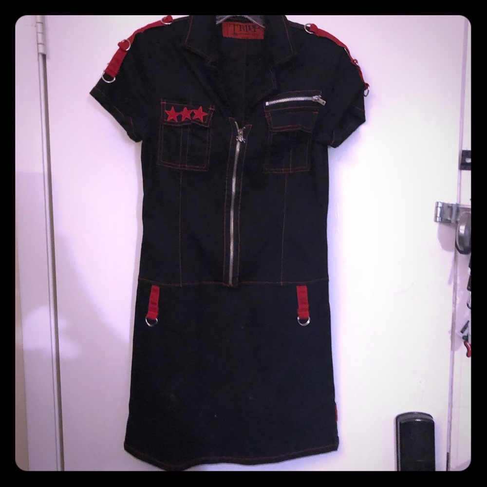 Cute fitted shortsleeved Dress